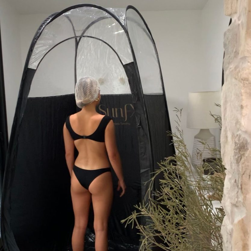 Spray tan pop up professional tent