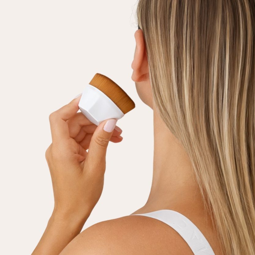SunFX Blending Brush for professional spray tanning blending and self tanning application