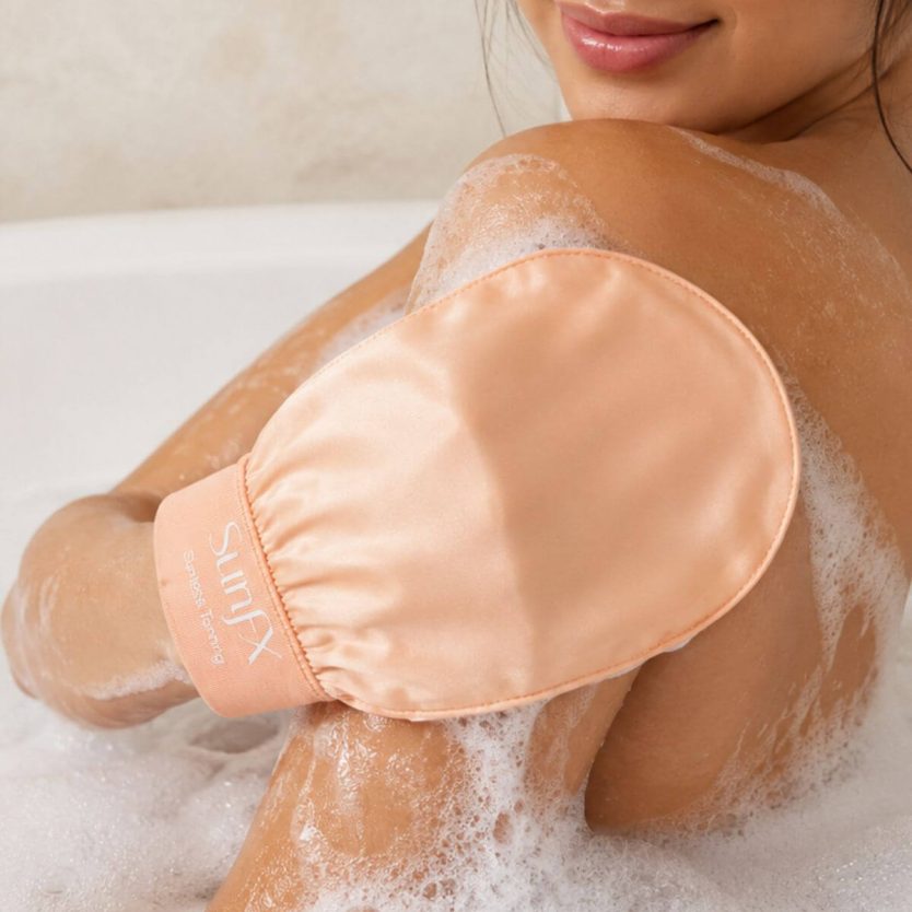 SunFX SIlk Exfoliating Mitt for old Tan removing