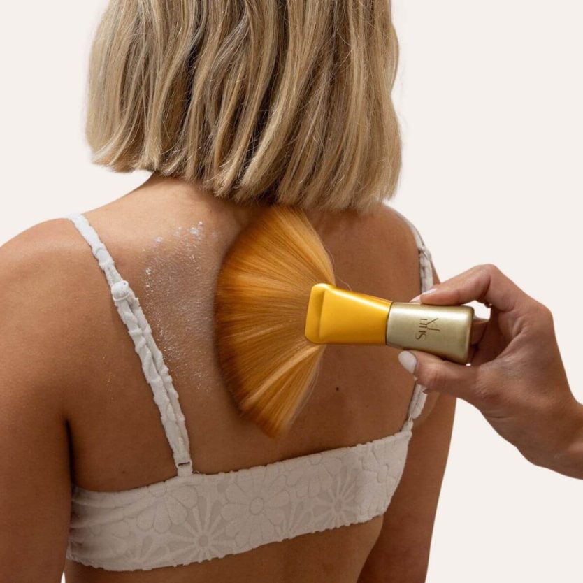 Finsihing powder sunfx best selling award winning to get rid of post spray tan stickiness. Eliminates all tanning stickiness for self tan and spray tan.